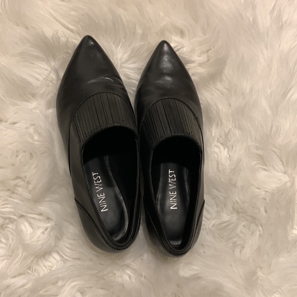 Black shoes - Picture 3 of 6